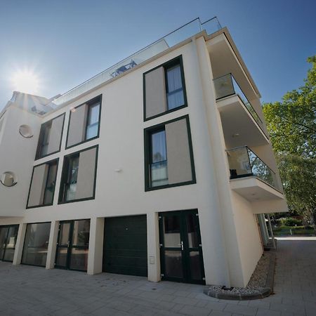 Villa Bauhaus Wellness Apartman 202 Siófok Exteriör bild