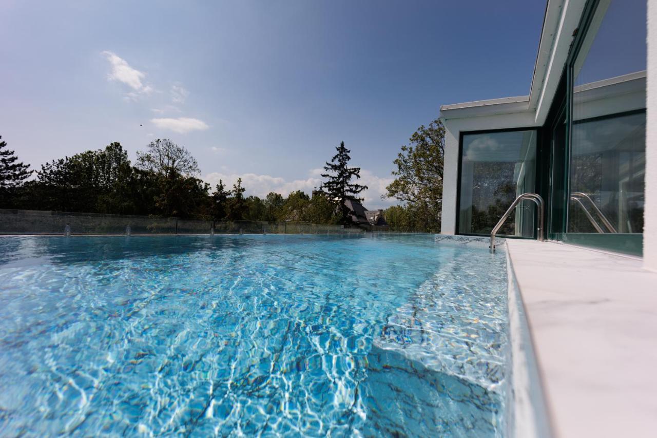 Villa Bauhaus Wellness Apartman 202 Siófok Exteriör bild
